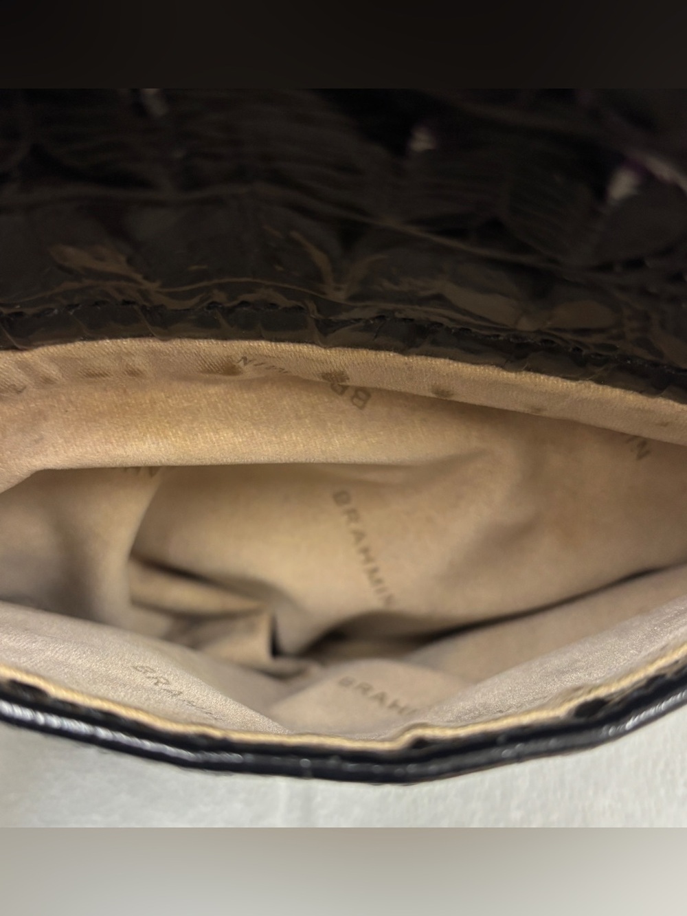 Vintage Brahmin Black Croc-Embossed Leather Crossbody with Gold-Tone Hardware - Picture 10 of 16